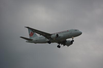 Photo of aircraft C-FZUL operated by Air Canada