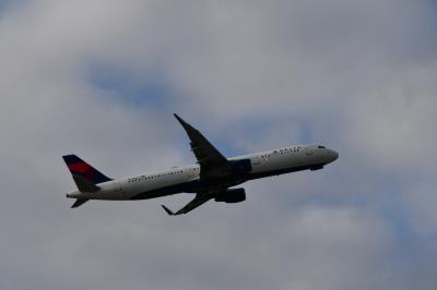 Photo of aircraft N371DN operated by Delta Air Lines