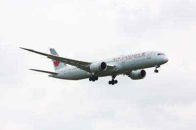 Photo of aircraft C-FGEO operated by Air Canada