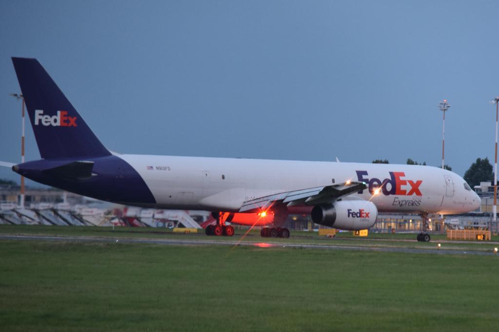 Photo of aircraft N913FD operated by Federal Express (FedEx)