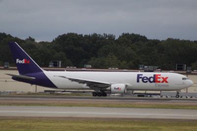 Photo of aircraft N129FE operated by Federal Express (FedEx)