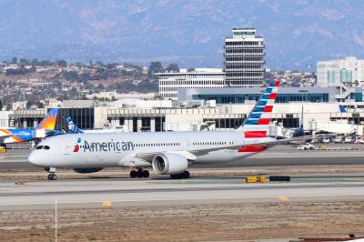 Photo of aircraft N835AN operated by American Airlines