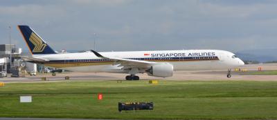 Photo of aircraft 9V-SME operated by Singapore Airlines