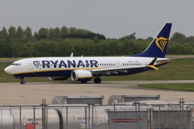 Photo of aircraft EI-HMX operated by Ryanair