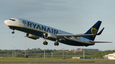 Image of aircraft registration EI-DWH - A 737-8AS(WL) operated by Ryanair
