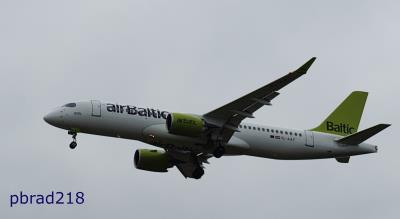 Photo of aircraft YL-AAT operated by Air Baltic