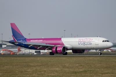 Photo of aircraft HA-LVC operated by Wizz Air