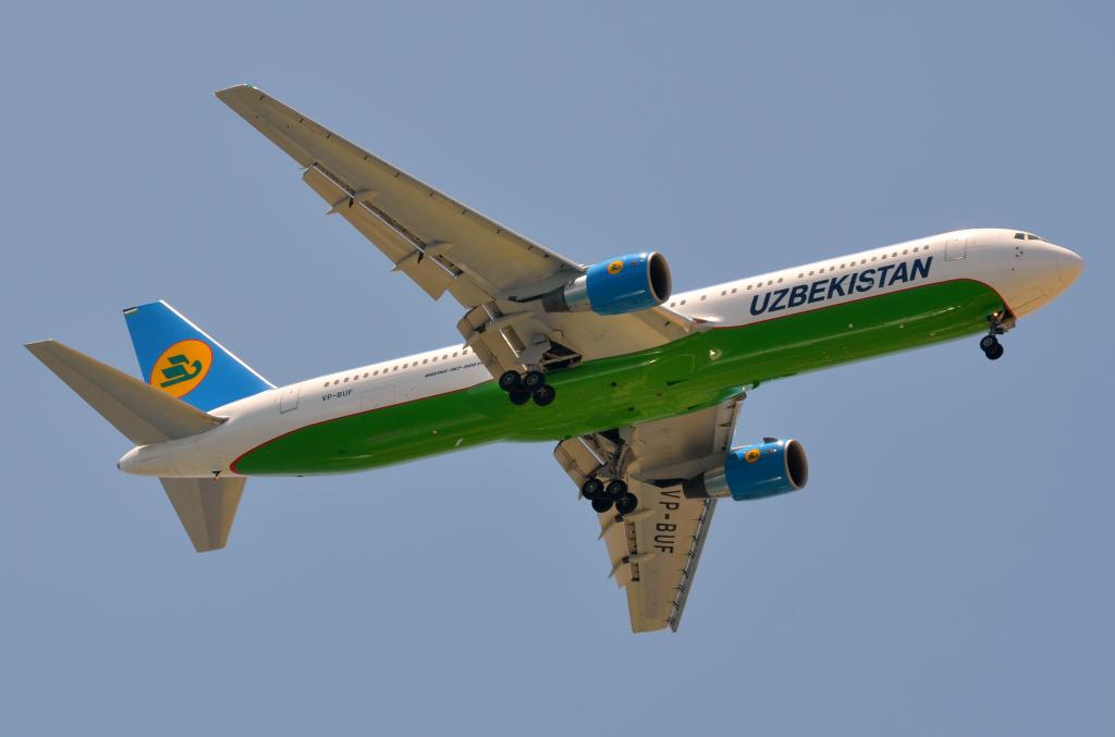 Photo of aircraft VP-BUF operated by Uzbekistan Airways