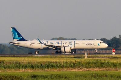 Photo of aircraft CS-TSH operated by Azores Airlines