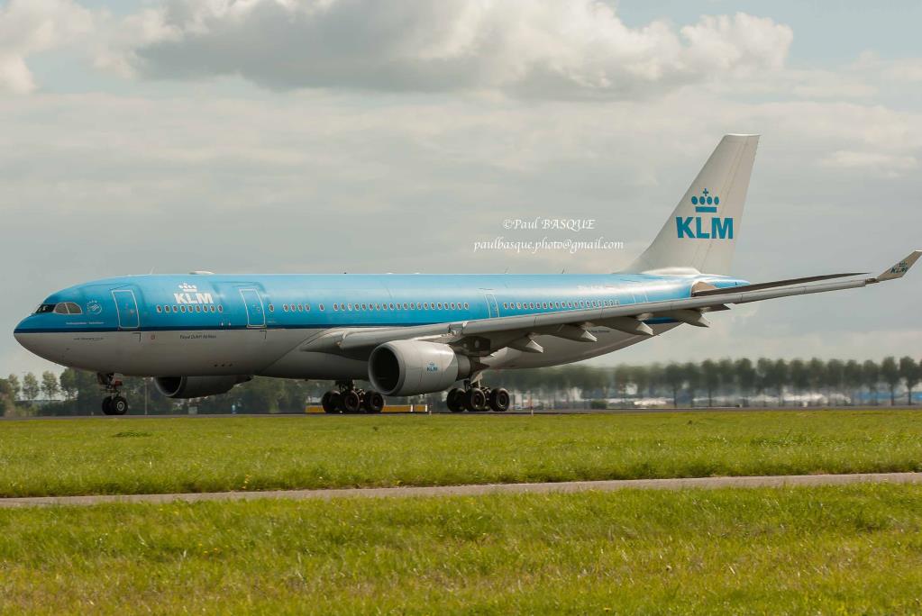 Photo of aircraft PH-AOK operated by KLM Royal Dutch Airlines