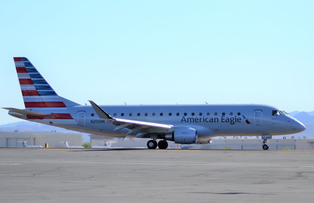 Photo of aircraft N205NN operated by American Eagle