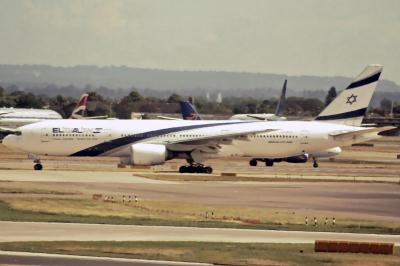Photo of aircraft 4X-ECA operated by El Al Israel Airlines