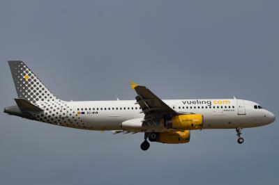 Photo of aircraft EC-MVM operated by Vueling