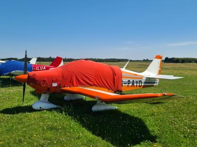 Photo of aircraft G-PAYD operated by Phillip Bigland