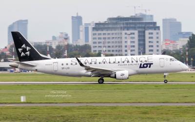 Photo of aircraft SP-LIO operated by LOT - Polish Airlines
