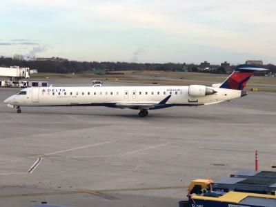 Photo of aircraft N182GJ operated by Delta Connection