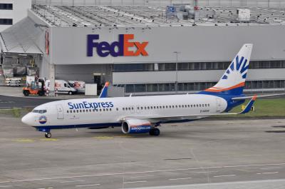 Image of aircraft registration D-ASXR - A 737-86J(WL) operated by SunExpress Germany