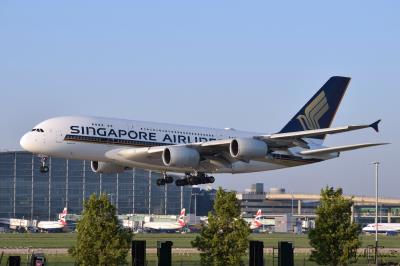 Photo of aircraft 9V-SKY operated by Singapore Airlines