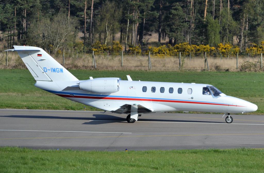 Photo of aircraft D-IMGW operated by Air Hamburg