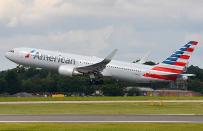 Image of aircraft registration N390AA - A 767-323(ER)(WL) operated by American Airlines