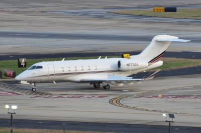 Photo of aircraft N773QS operated by NetJets