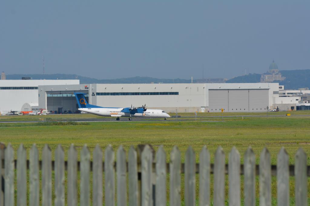 Photo of aircraft C-GHQP operated by Hydro Quebec