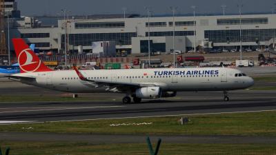 Photo of aircraft TC-JSM operated by Turkish Airlines