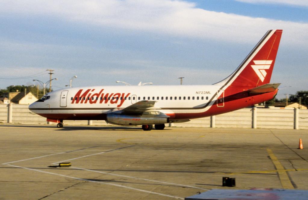 Photo of aircraft N723ML operated by Midway Airlines