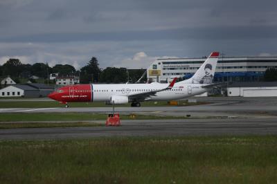 Photo of aircraft LN-DYK operated by Norwegian Air Shuttle