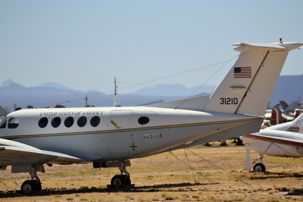 Photo of aircraft 73-1210 operated by United States Air Force