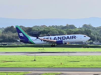 Photo of aircraft TF-ICH operated by Icelandair