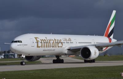 Photo of aircraft A6-ENR operated by Emirates