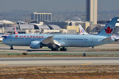 Photo of aircraft C-FKSV operated by Air Canada