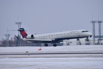 Photo of aircraft N692CA operated by SkyWest Airlines