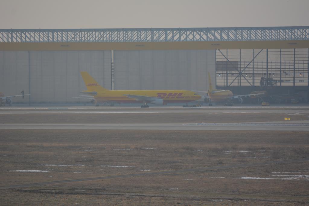 Photo of aircraft EI-OZM operated by ASL Airlines Ireland