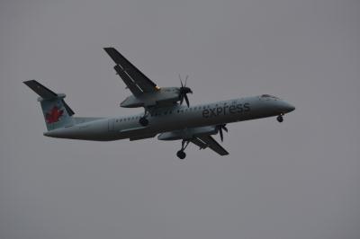 Photo of aircraft C-GJZY operated by Air Canada Express