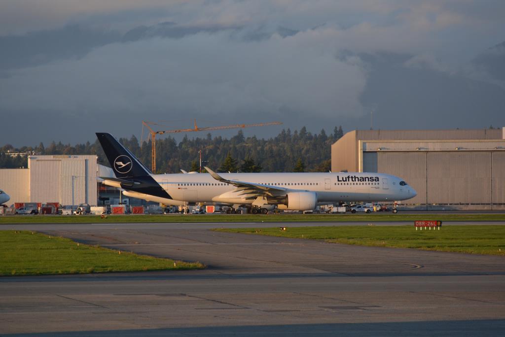Photo of aircraft D-AIXL operated by Lufthansa