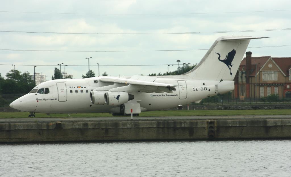 Photo of aircraft SE-DJX operated by Air One