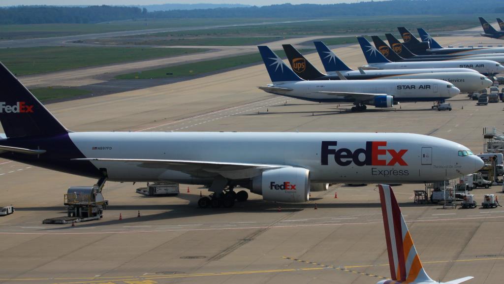 Photo of aircraft N897FD operated by Federal Express (FedEx)