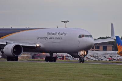 Photo of aircraft N343UP operated by United Parcel Service (UPS)