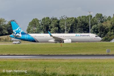 Photo of aircraft C-GOIP operated by Air Transat