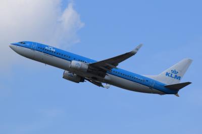 Image of aircraft registration PH-BCB - A 737-8K2(WL) operated by KLM Royal Dutch Airlines