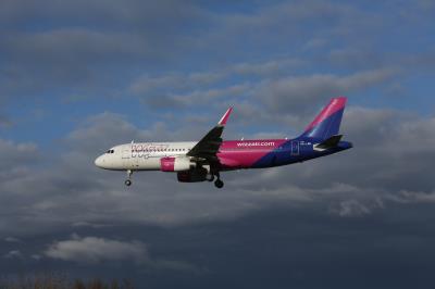 Image of aircraft registration HA-LWU - A A320-232(WL) operated by Wizz Air