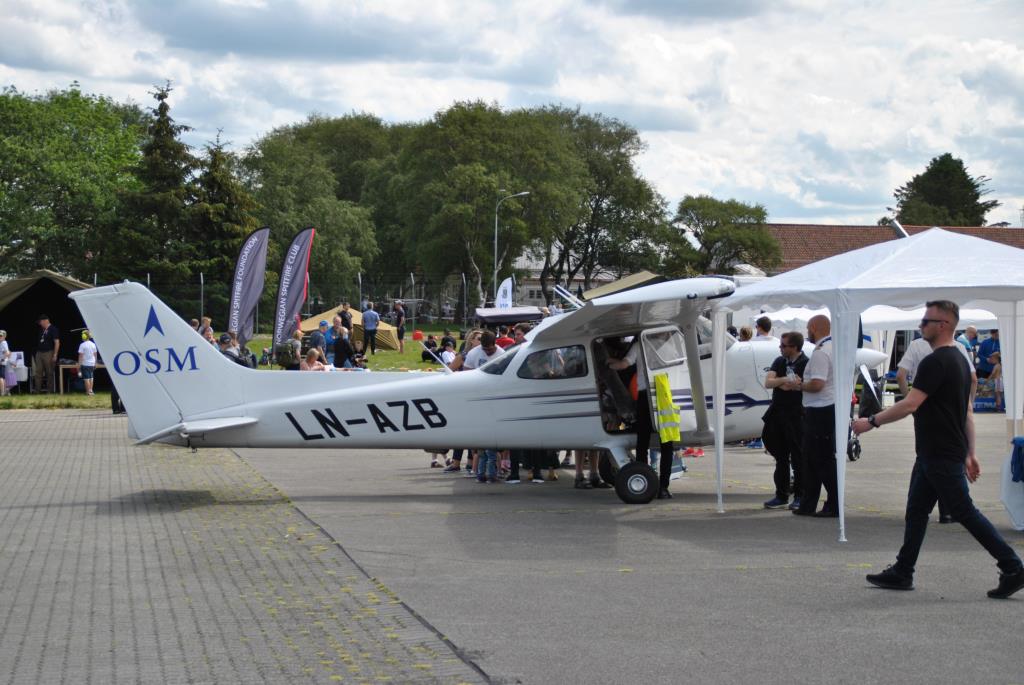 Photo of aircraft LN-AZB operated by OSM Aviation Academy AB