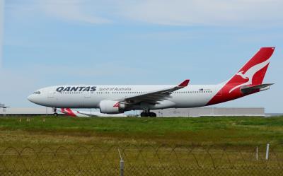 Photo of aircraft VH-EBQ operated by Qantas