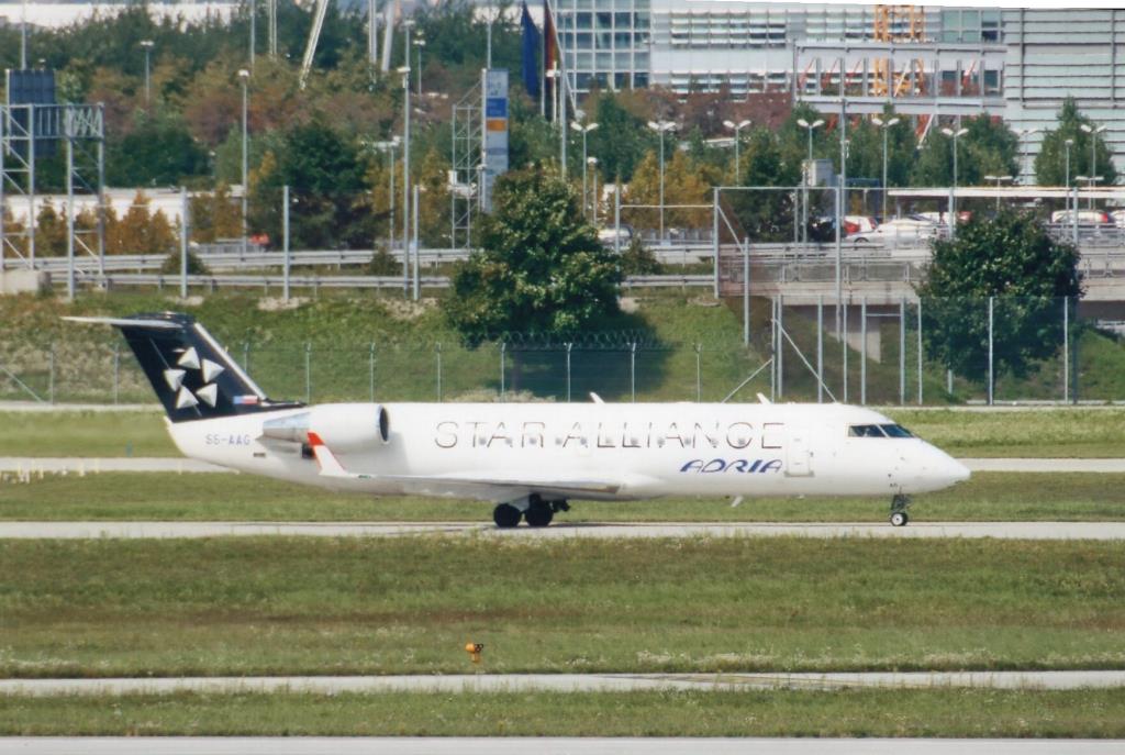 Photo of aircraft S5-AAG operated by Adria Airways