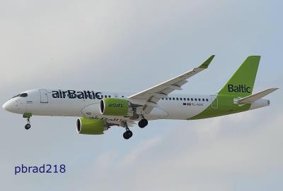 Photo of aircraft YL-AAX operated by Air Baltic