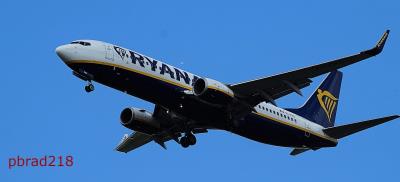 Photo of aircraft EI-EKS operated by Ryanair