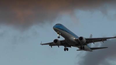 Photo of aircraft PH-EXB operated by KLM Cityhopper