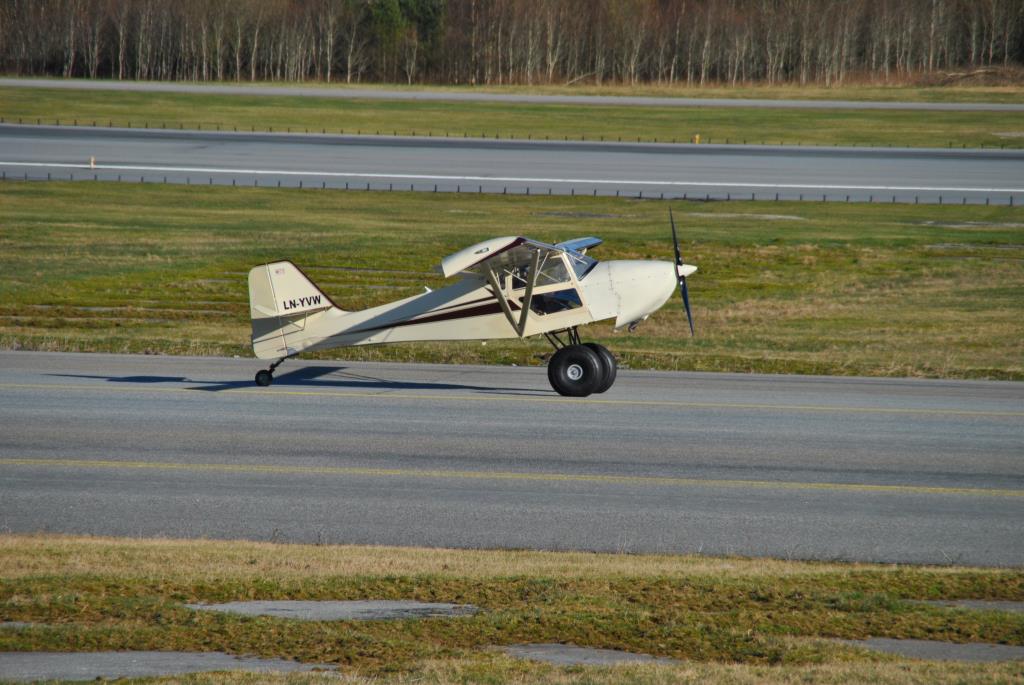 Photo of aircraft LN-YVW operated by JÆren Mikroflyklubb